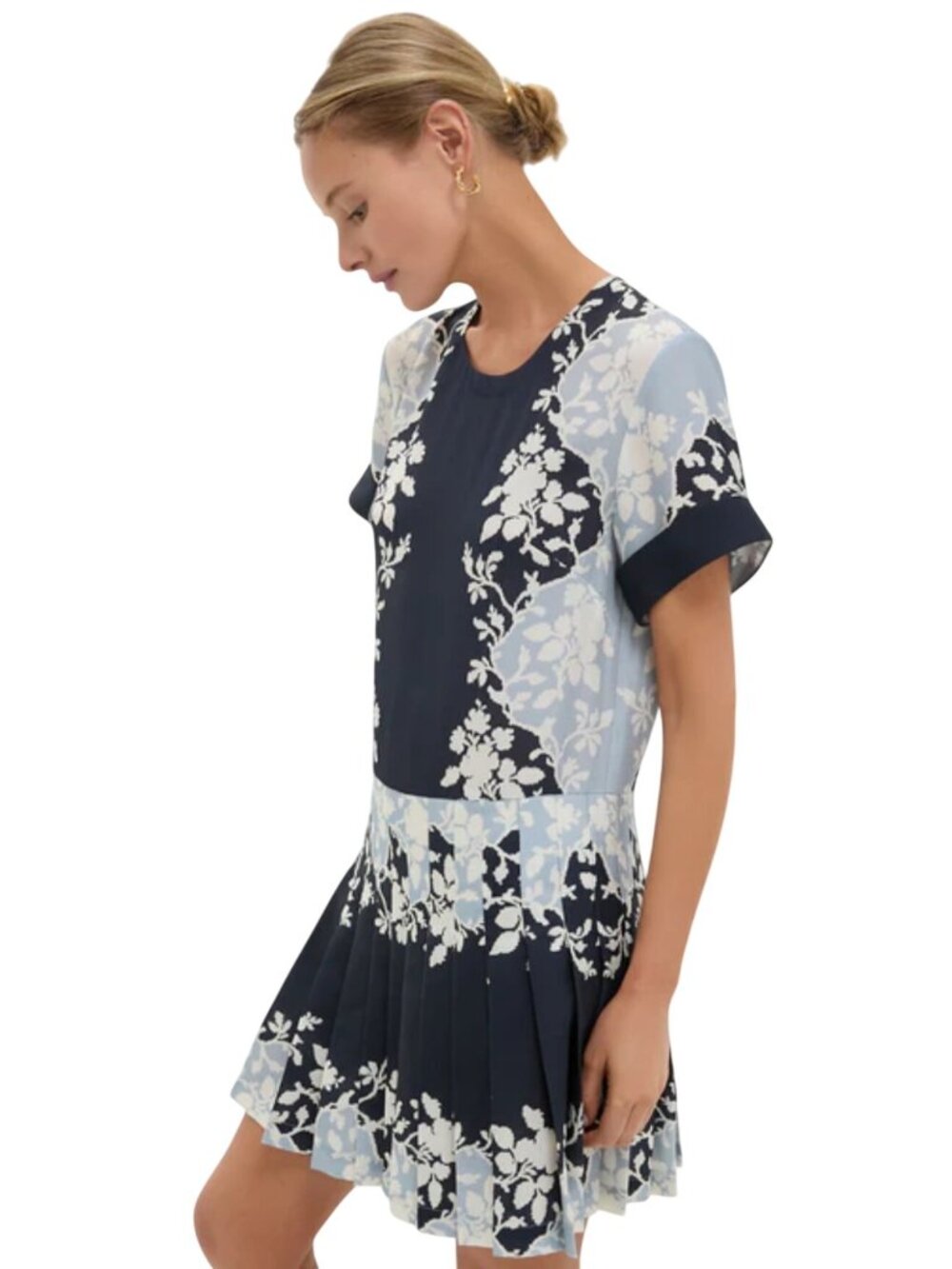 Tuckernuck Blue Fog Pleated Liza Dress Floral Sz SM Tencel Lightweight Spring - Picture 3 of 12